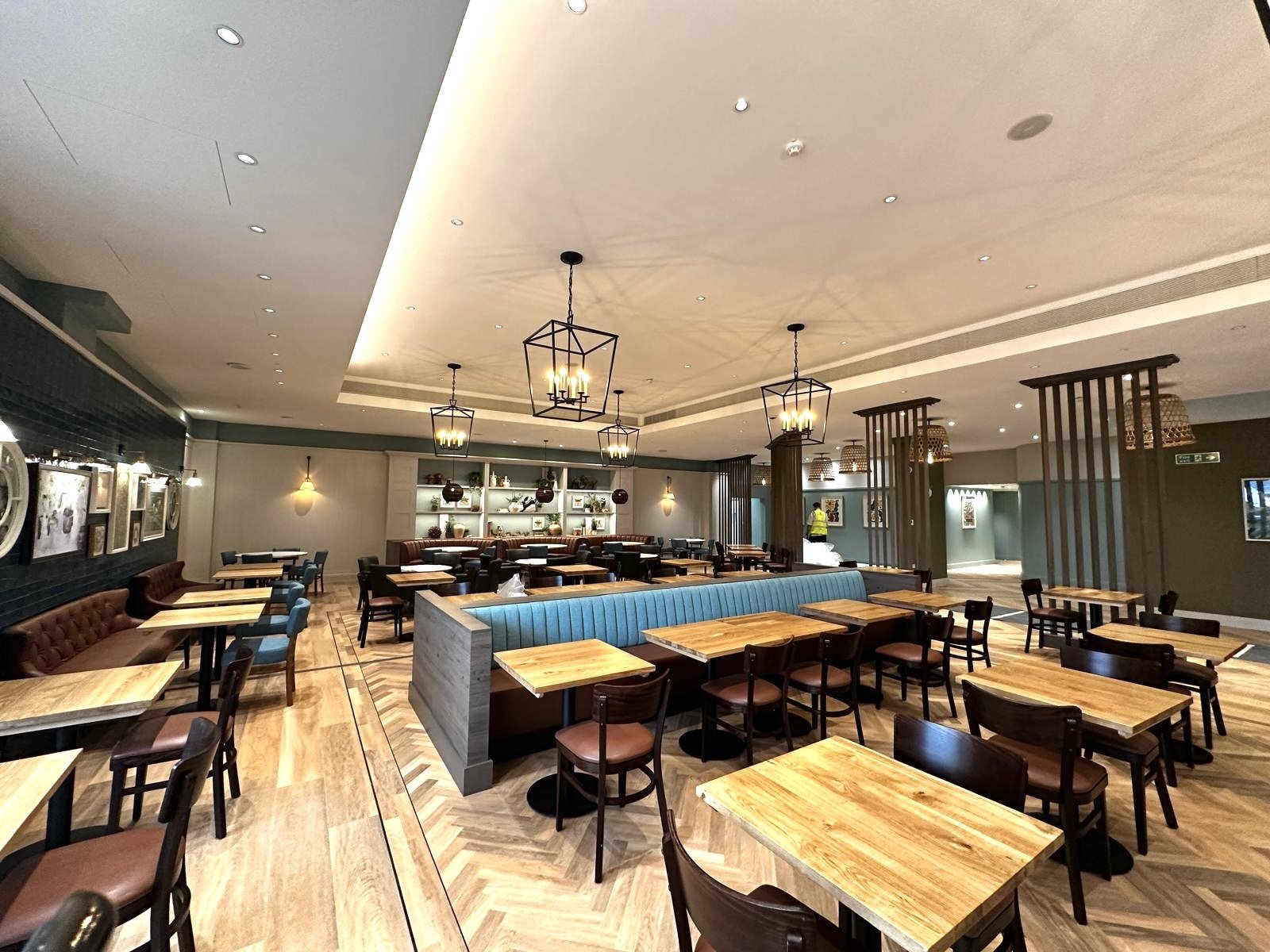 Custom audio visual solution in a hospitality lounge